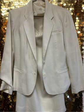 Vintage Cream Two-Piece Skirt Set - Blazer & Skirt